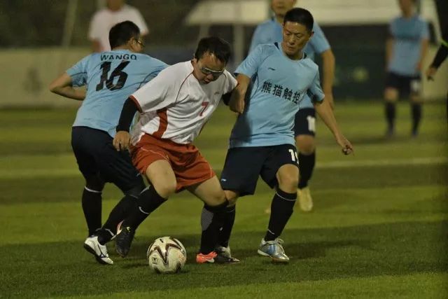 阿尔斯兰33+11宁波送四川14连败 山东大胜广州